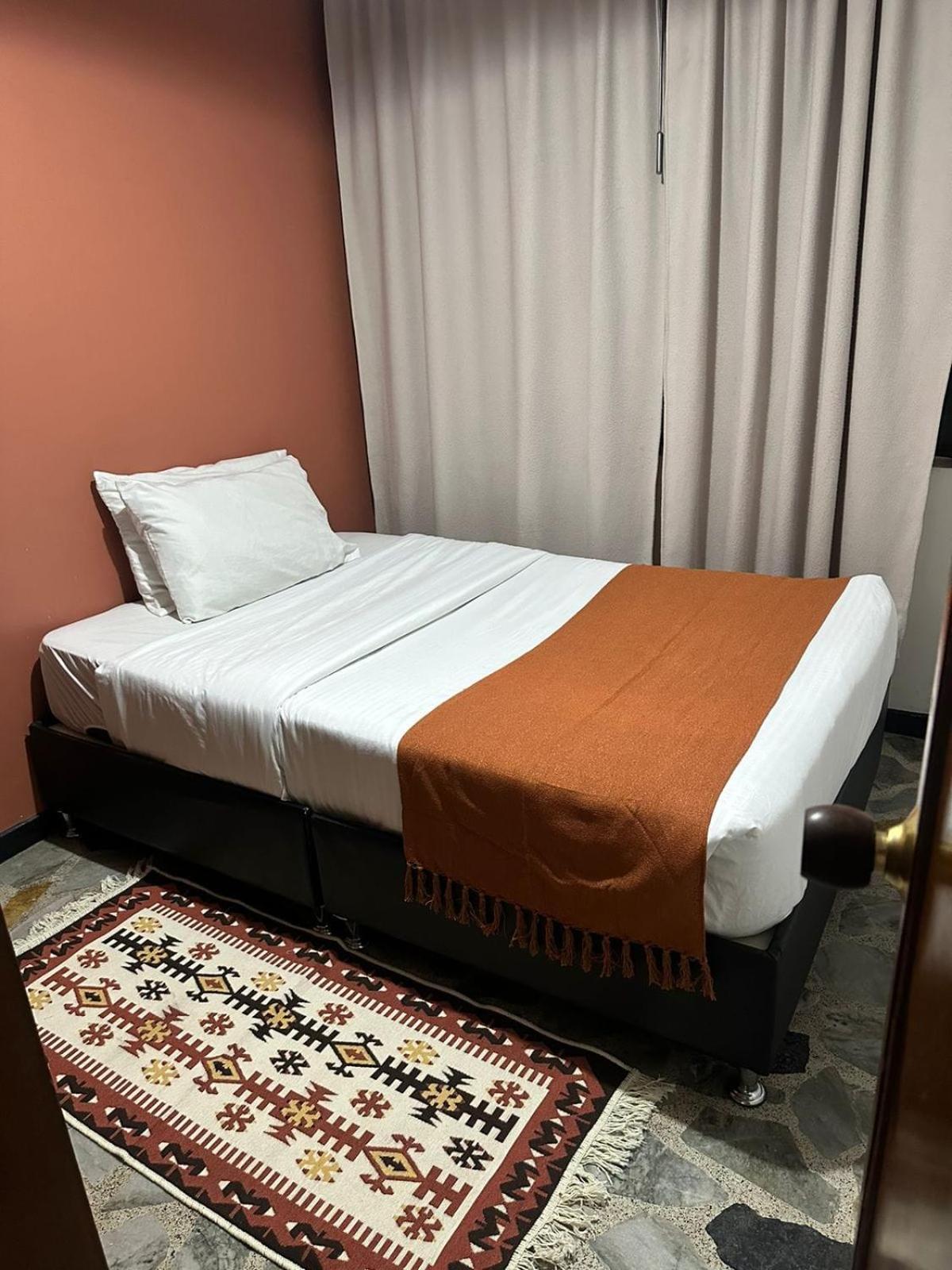 Hotel Way Maker 1 Bogotá Esterno foto