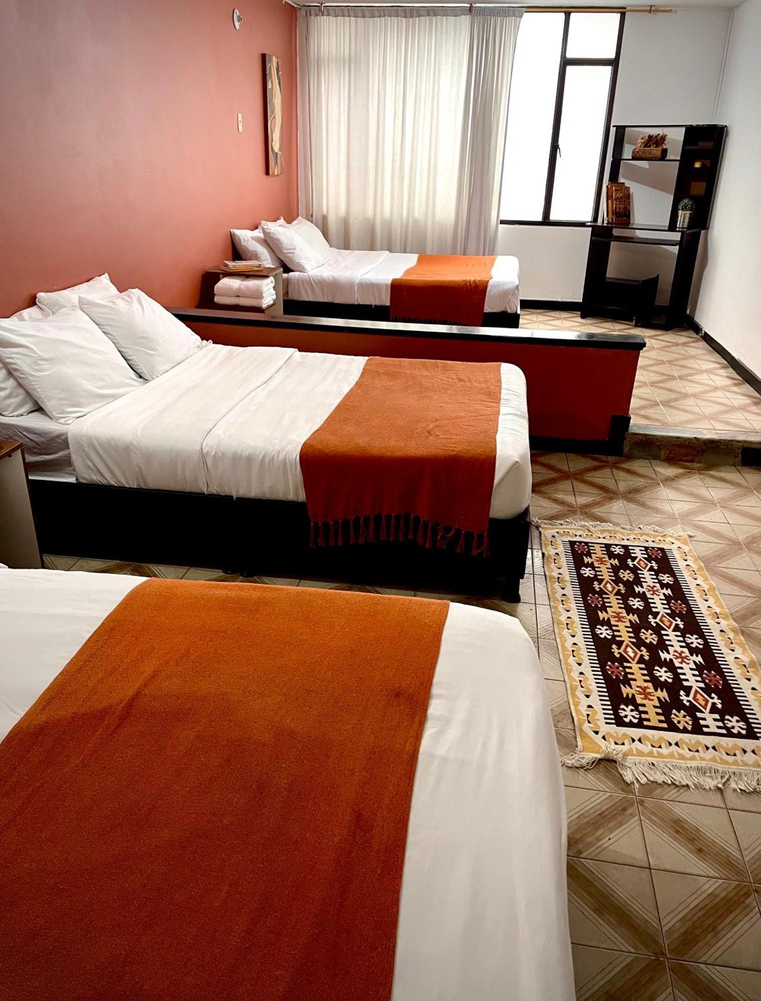 Hotel Way Maker 1 Bogotá Esterno foto
