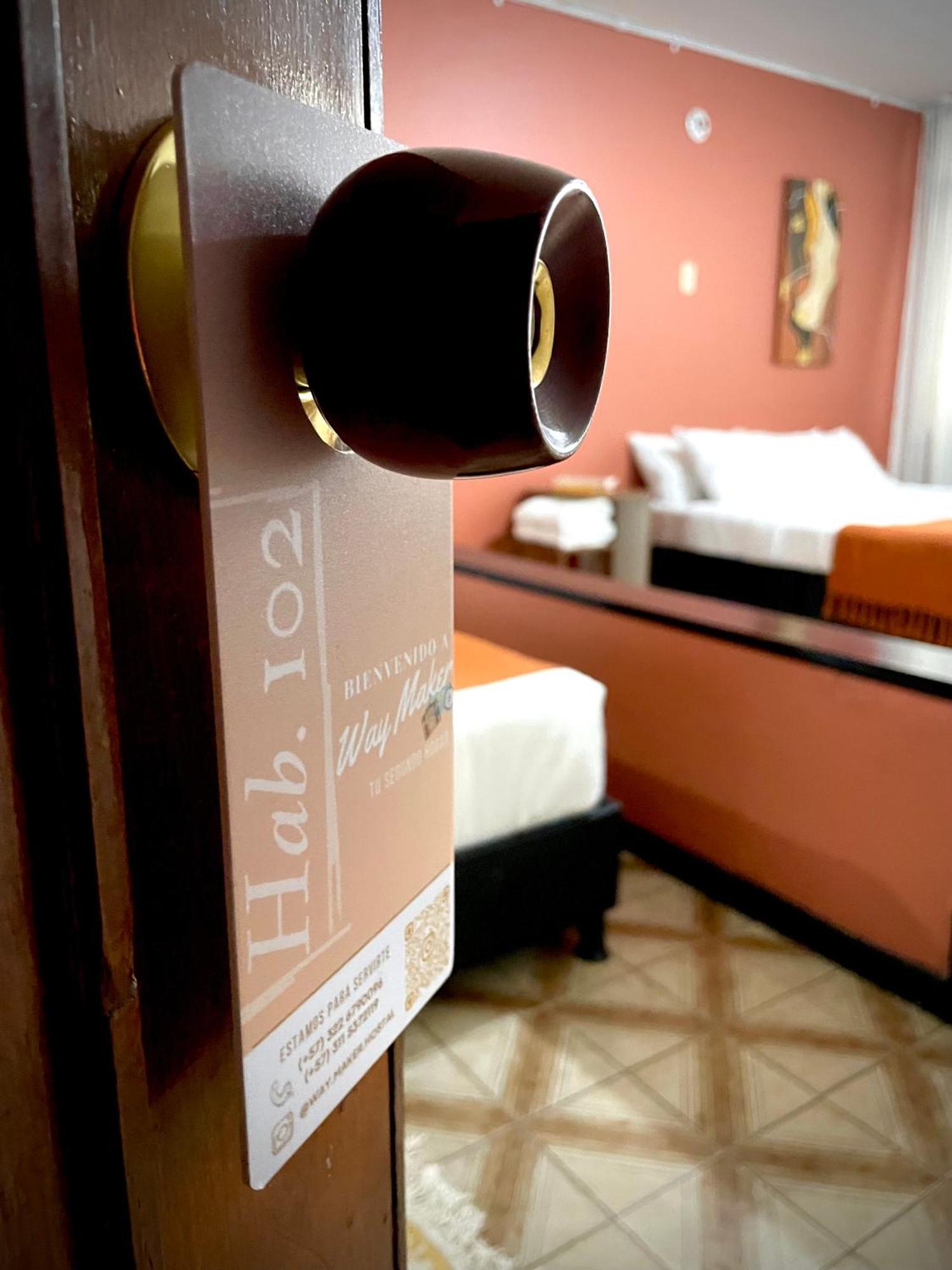 Hotel Way Maker 1 Bogotá Esterno foto